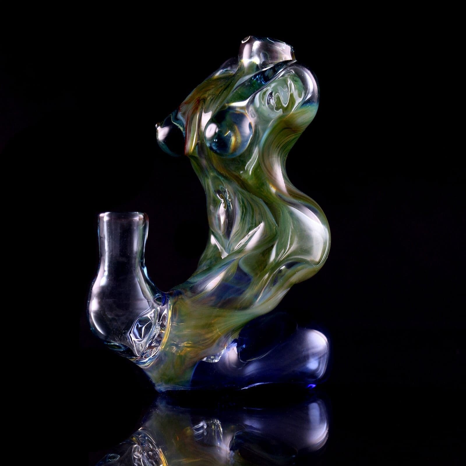 Jetzt ansehen Mia Shea Glass – Kneeling Goddess Green and Blue