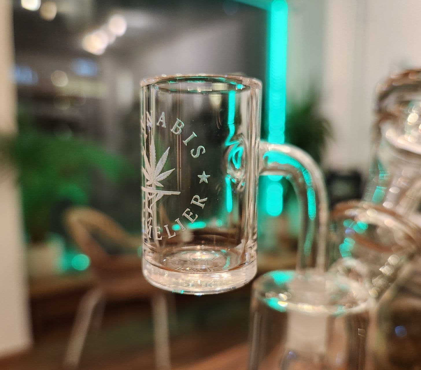 Jetzt ansehen BANGER EVAN SHORE x CANNABIS SOMMELIER – 10 mm 90°